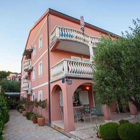 Apartments Ljubo Stari Grad  Exterior foto